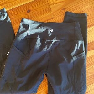 Lululemon like new size 8 leggings